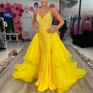 Jonathan Kayne Couture Size 2 Bright Yellow Gown, New With Tags